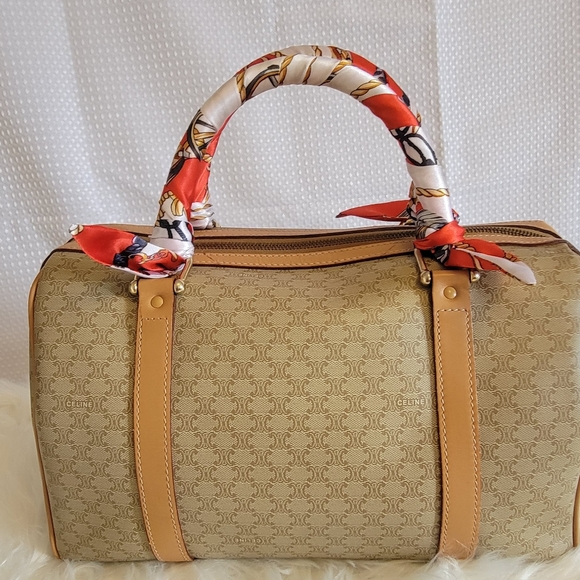 CELINE - Picture 4 of 16